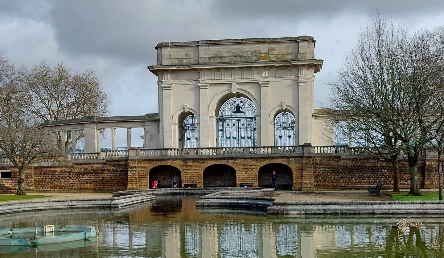 Restoration of Nottingham memorial gardens begins