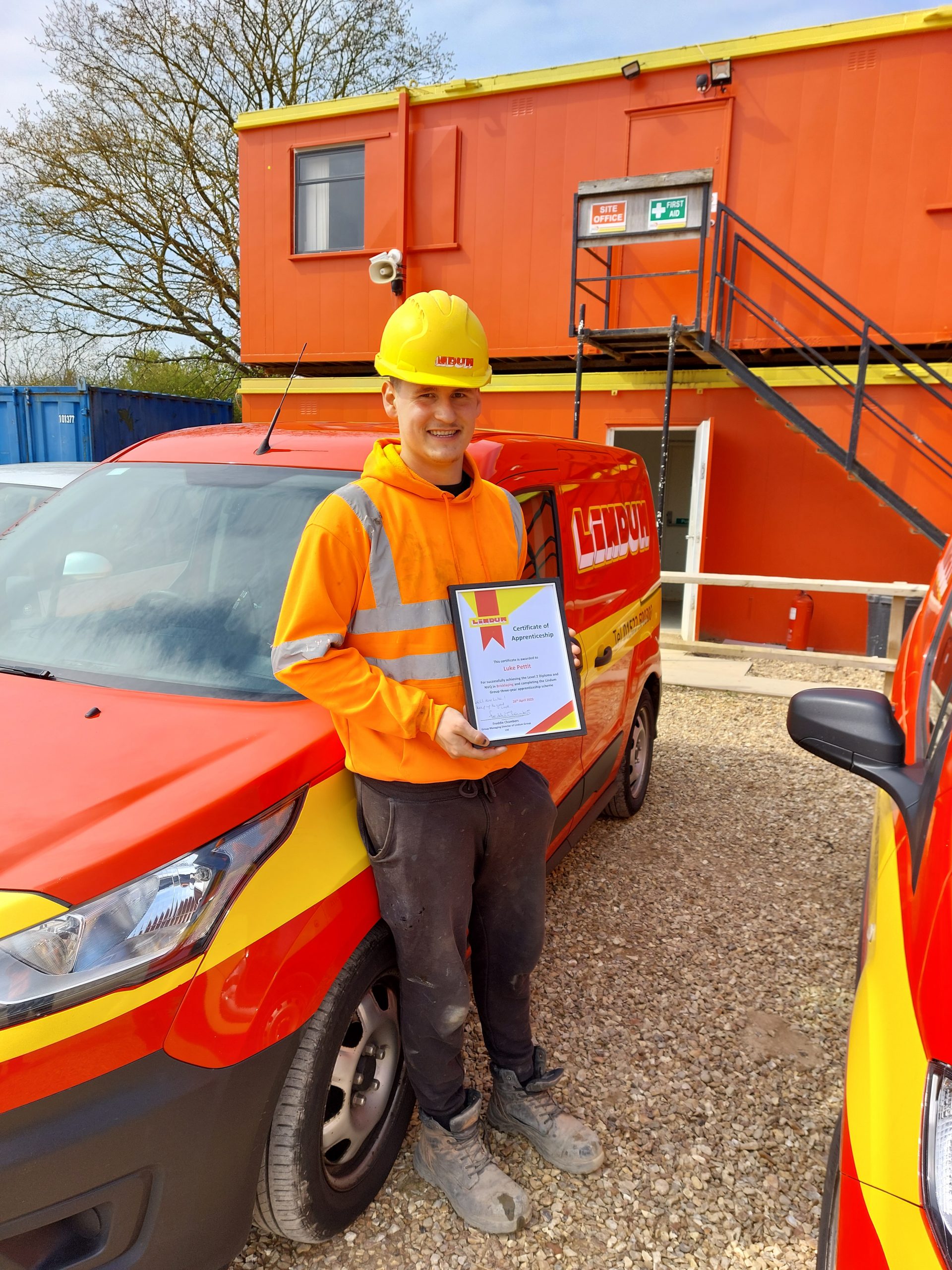 Lindum apprentice graduates to become full time bricklayer